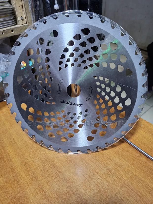 40teeth Silver Brush Cutter Blade - main view