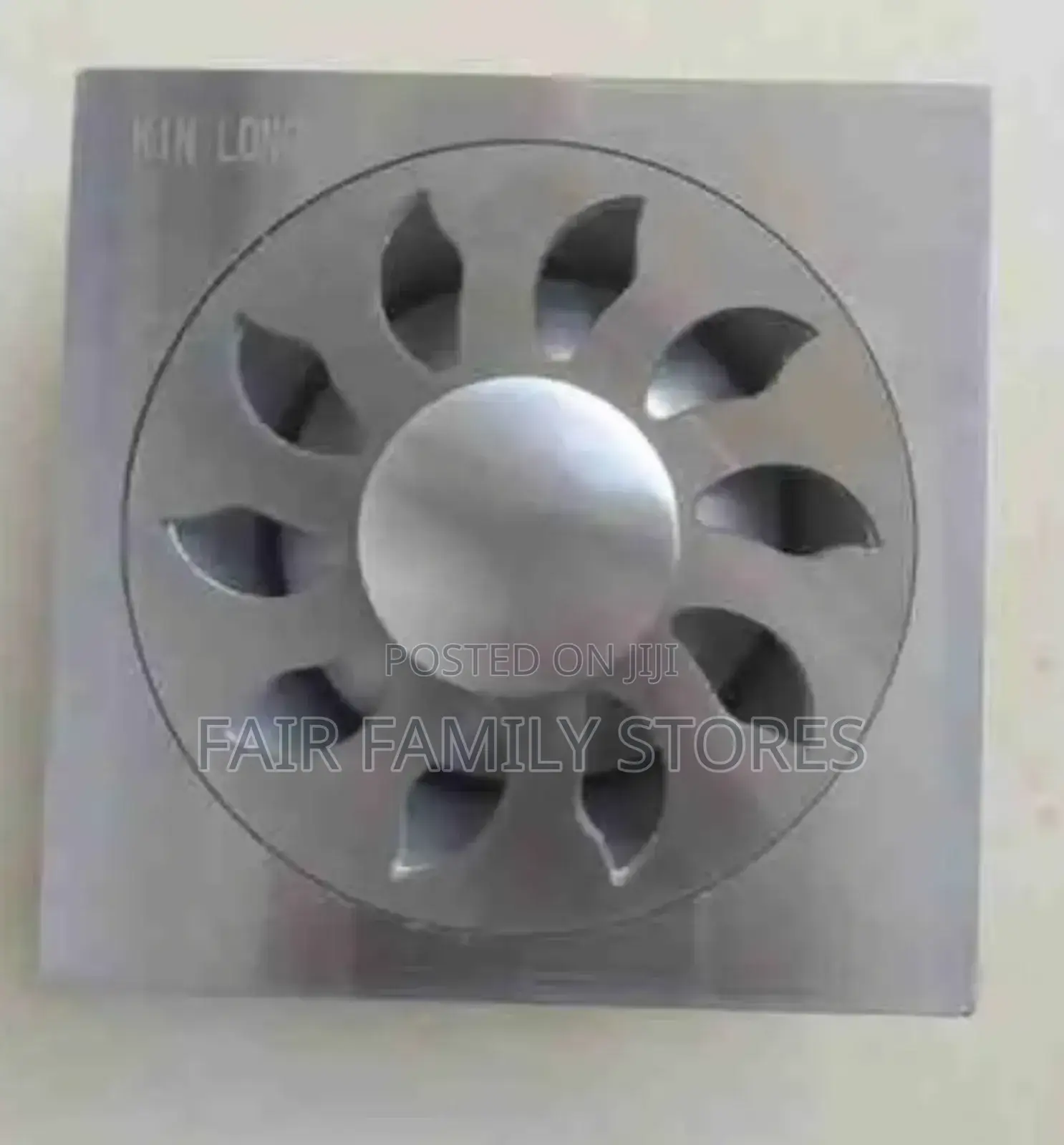 Metallic Floor Trap