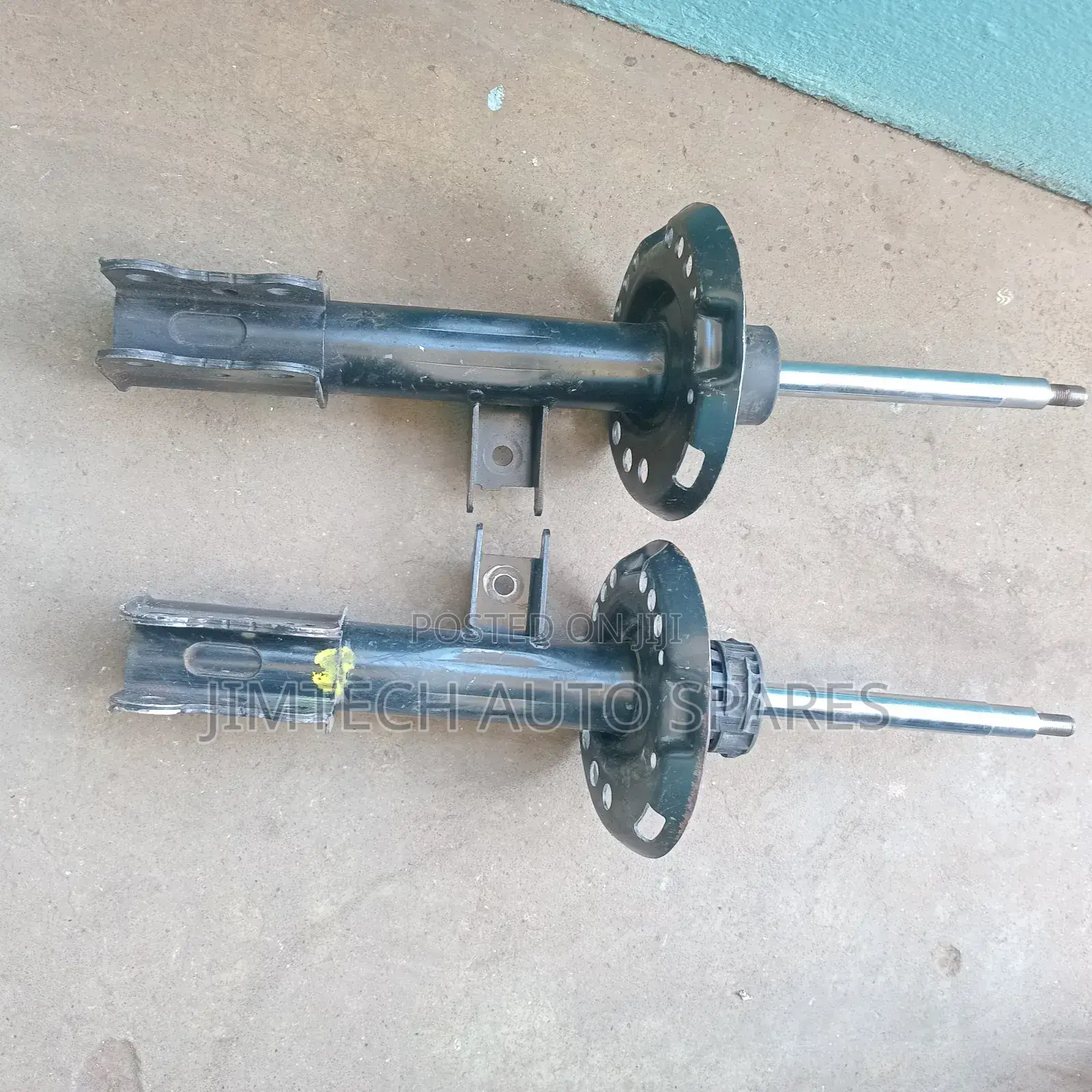 Mercedes Benz A180 Front Shocks