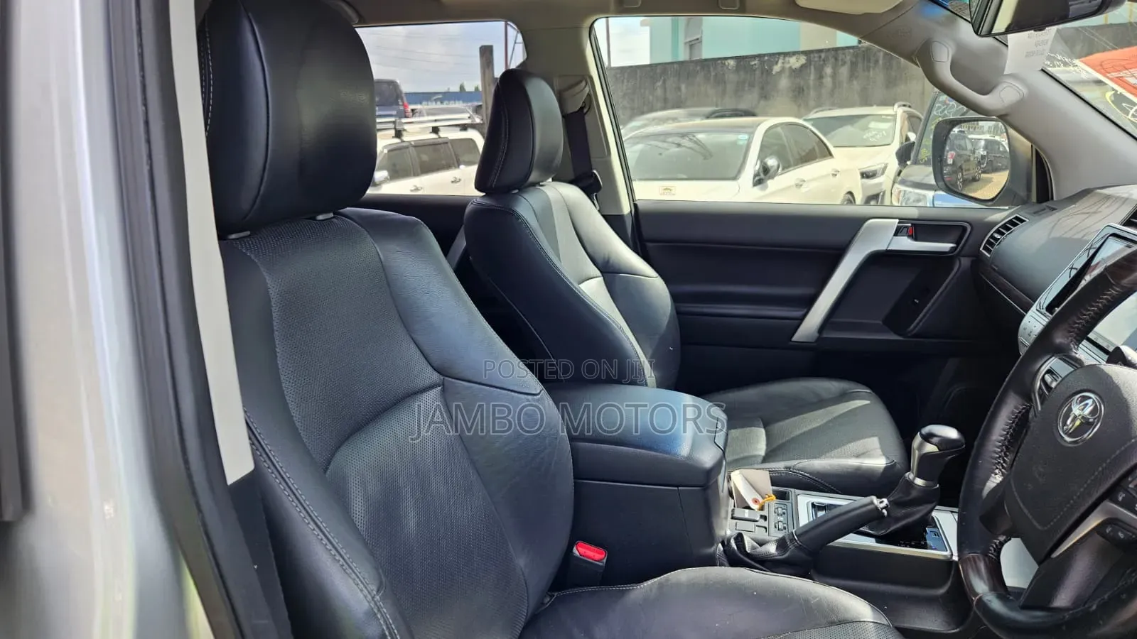 Toyota Land Cruiser Prado 2.8 2019 Silver