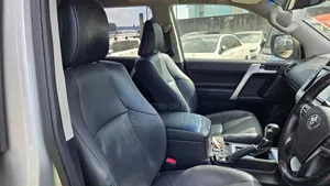 Toyota Land Cruiser Prado 2.8 2019 Silver