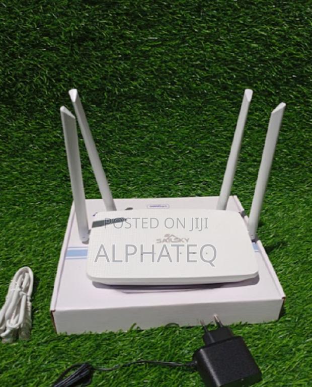 4G LTE Wifi Router With Sim-Card Slot - main view