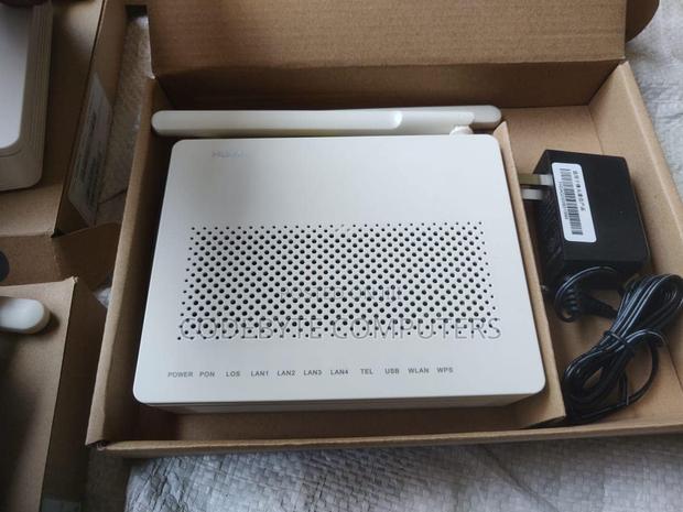 Huawei 5dbi Huawei Xpon Router - main view