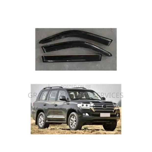 Landcruiser 200 Series V8 Windbreakers