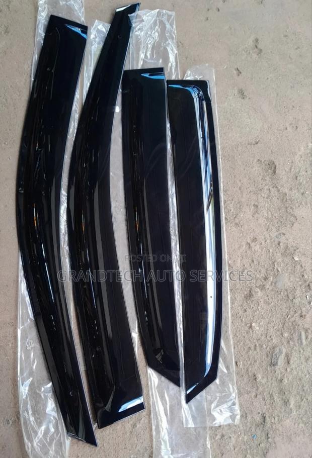 Lexus RX 300/ 330 Windbreakers