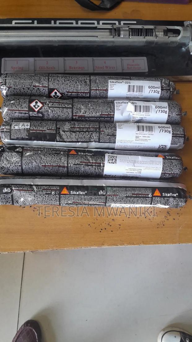 Sikaflex 221 - main view