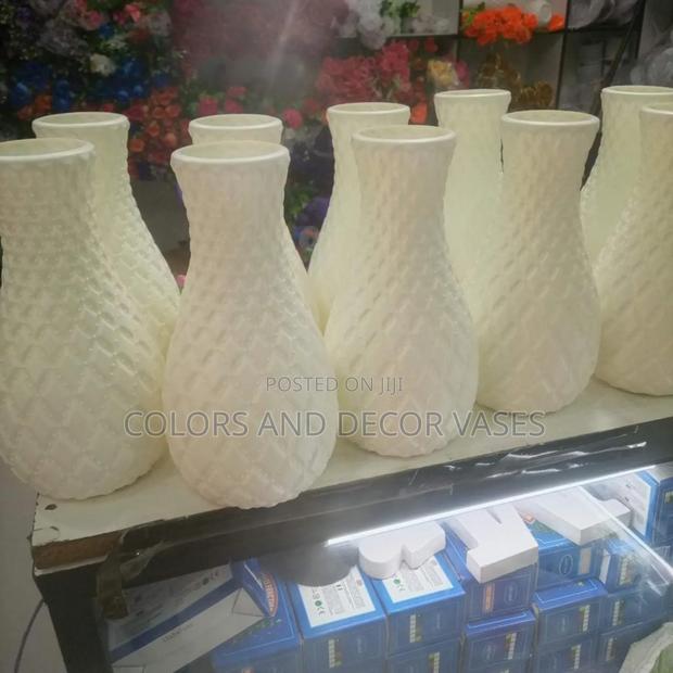 Flowers Vases White Plastic - main view