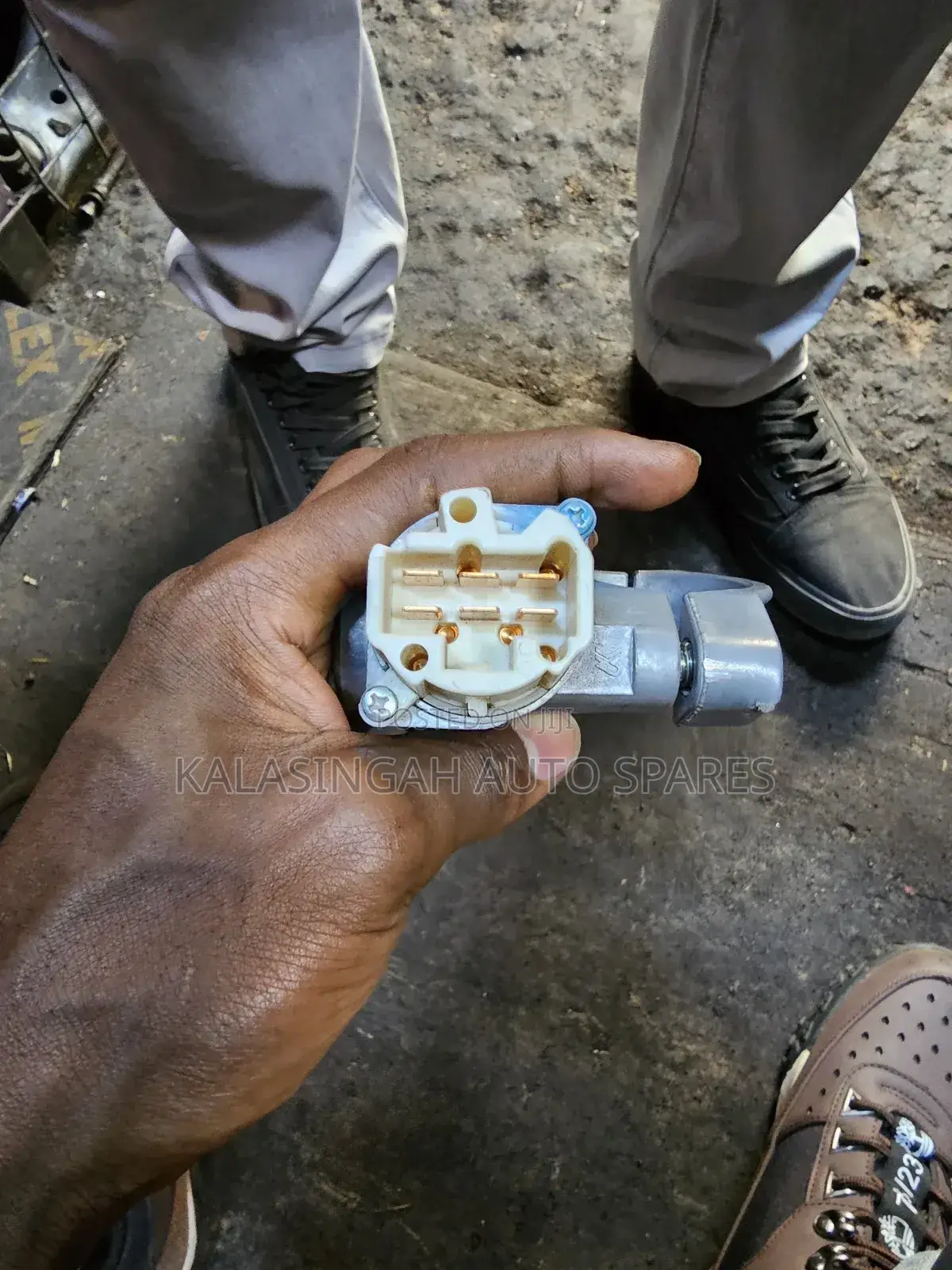 Nissan Wingroad  Ignition Swift