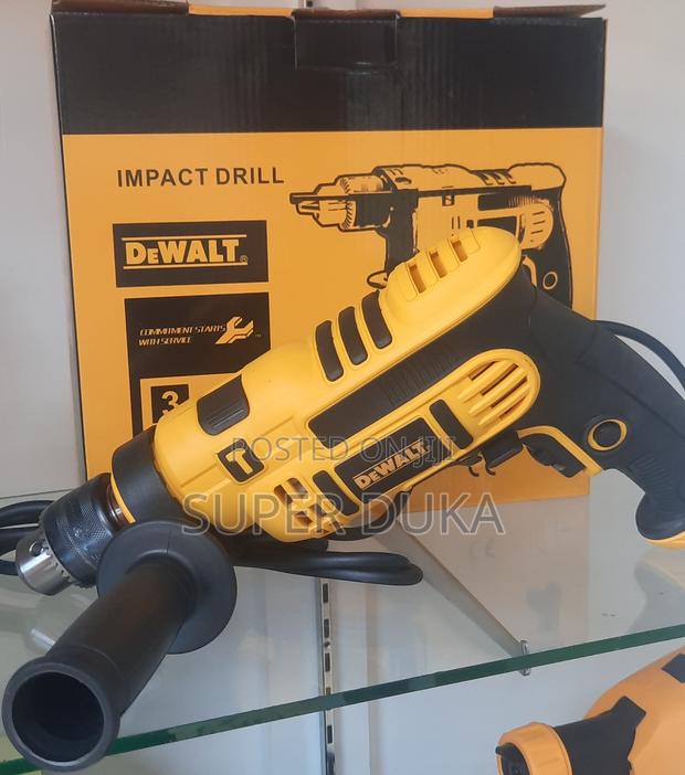 Dewalt Hammer/ Impact Drill.700W Heavy Duty Original Quality