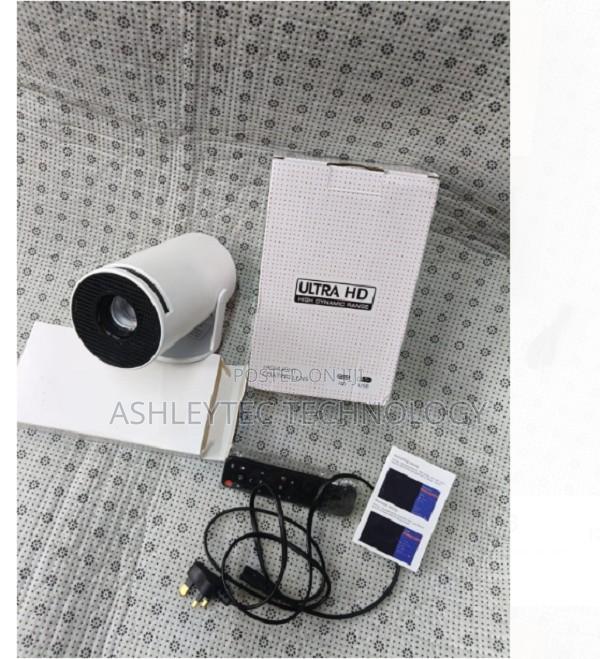 NEW Ultra HD Portable Projector With Remote - main view