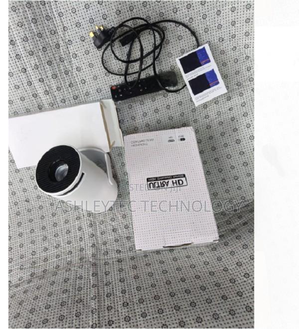NEW Ultra HD Portable Projector With Remote - thumbnail 2