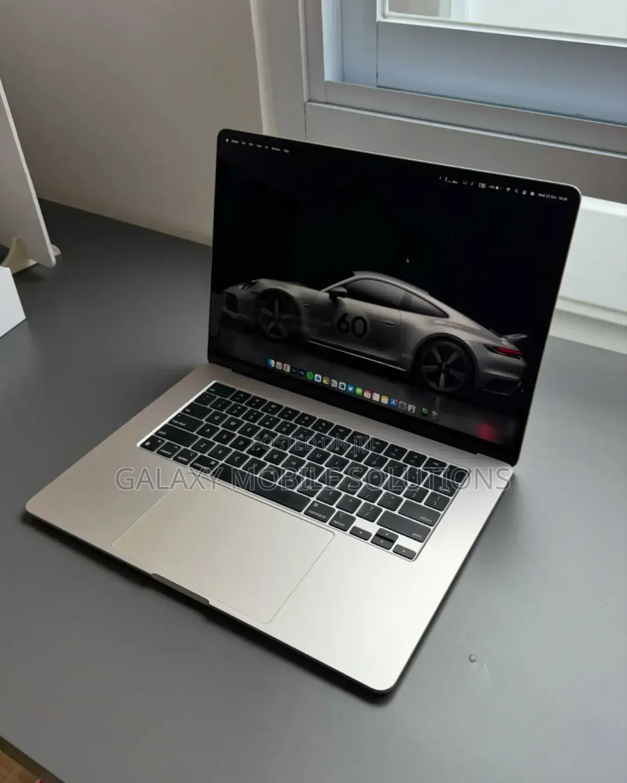 New Laptop Apple MacBook Air 2022 M2 8GB Apple M2 SSD 256GB