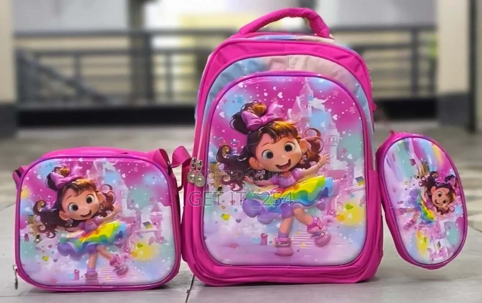.*3 In 1 School Bags*

▪ Size 42cm*30cm*18cm.
▪Suita