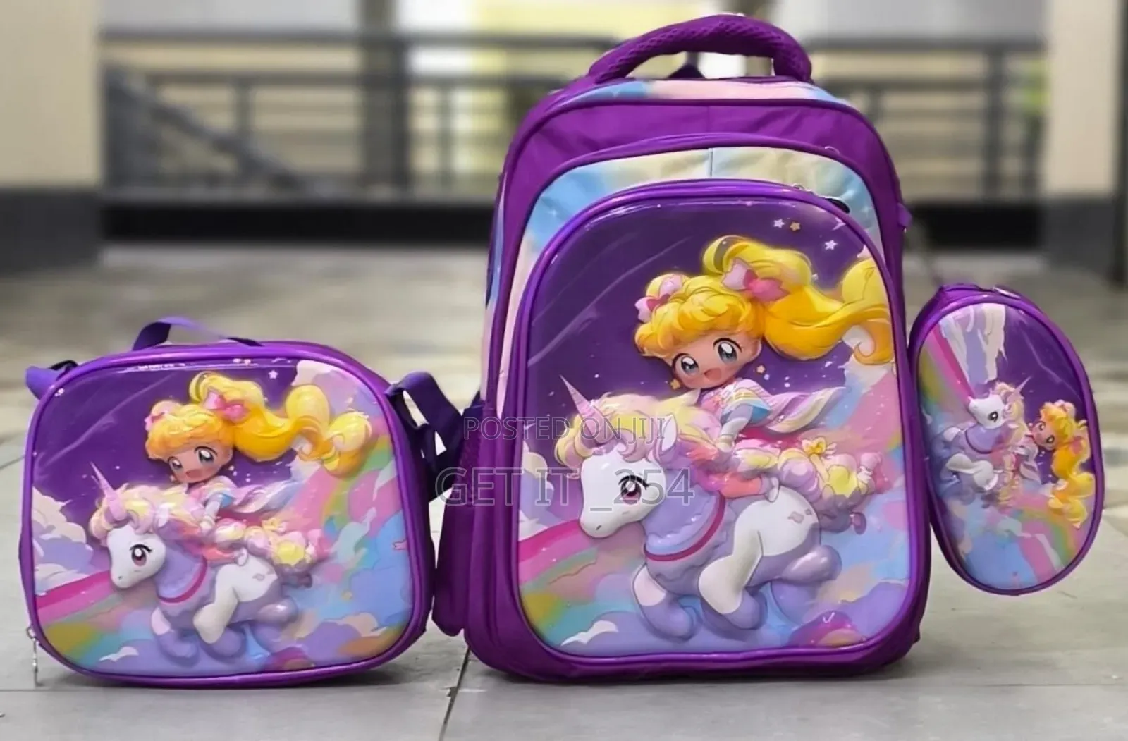 .*3 In 1 School Bags*

▪ Size 42cm*30cm*18cm.
▪Suita