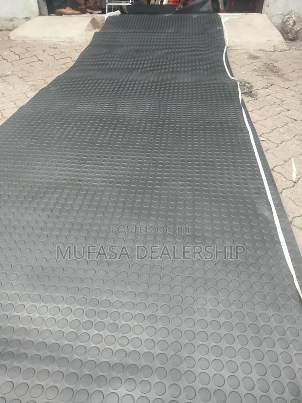 Coin Rubber Mat - thumbnail 2