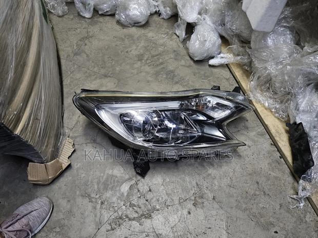 Nissan Note 2012/2013/2014/2015/2016 Xenon Headlights - thumbnail 2