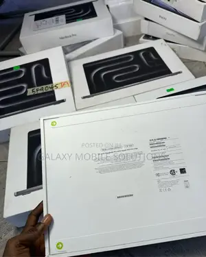 New Laptop Apple MacBook Pro 2023 M3 14-Inch 18GB Apple M3 SSD 1T