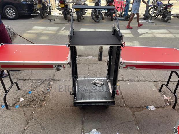 Closed Lack Two Tables 12U - main view