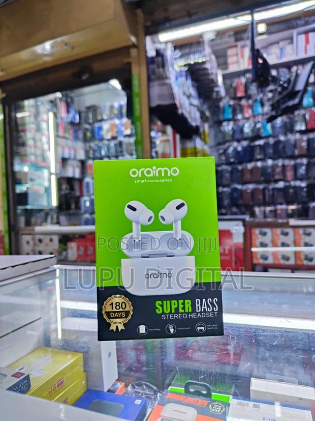 Oraimo Earbuds - main view