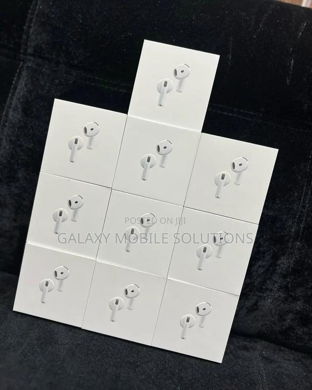 Apple Airpods 4 - main view