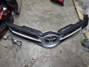 Auris 2012/2013/2014/2015 Grille