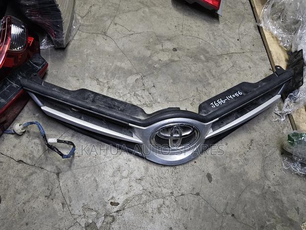 Auris 2012/2013/2014/2015 Grille