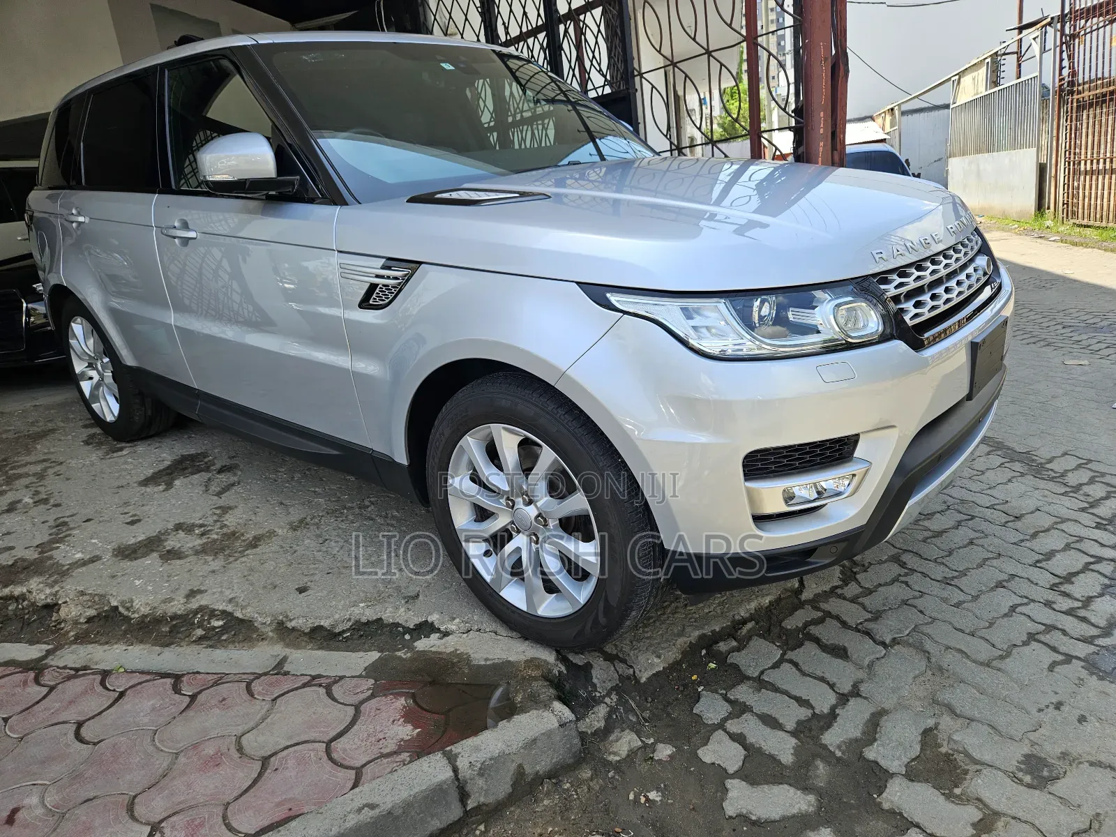 Land Rover Range Rover Sport 2018 Silver