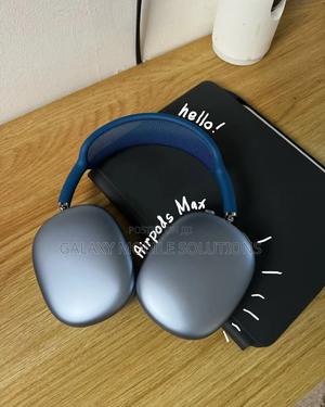 Airpods Max - main view