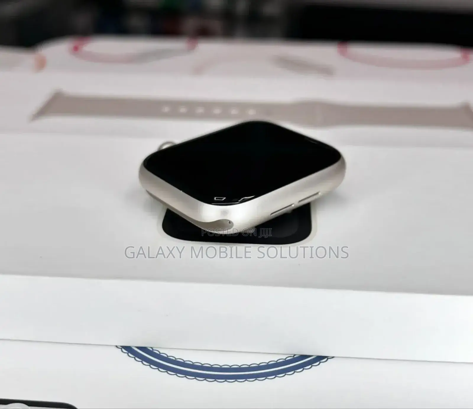 Apple Series SE 44mm Watch
