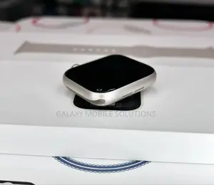 Apple Series SE 44mm Watch