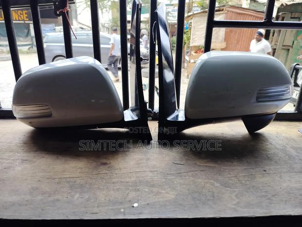 Toyota Esima Hybrid Side Mirror Murakami 8406
