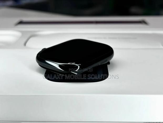 Apple Series 10 46mm Watch - thumbnail 4