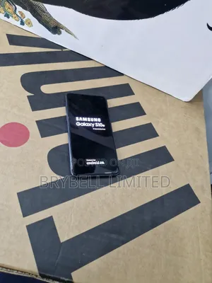 Samsung Galaxy S10e 128 GB Blue