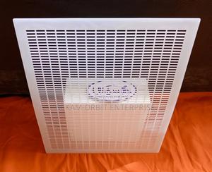 Plastic Horizontal Queen Excluder - thumbnail 2