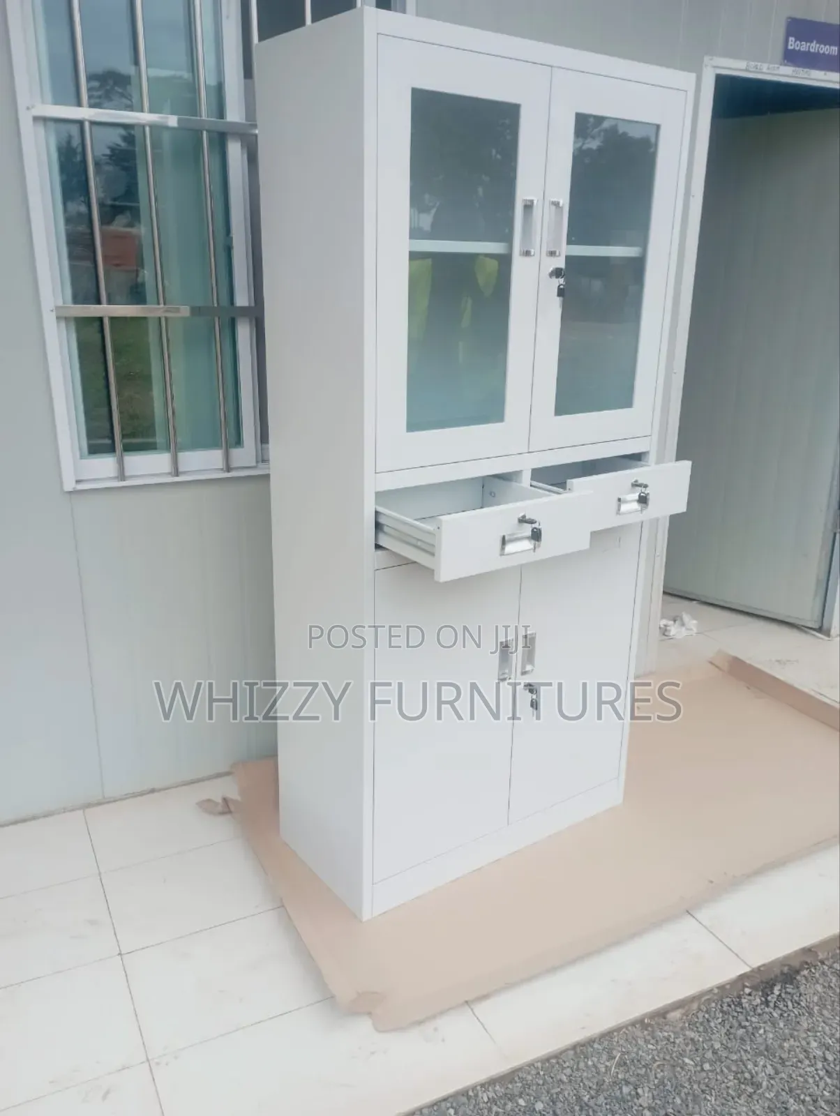 Cabinet Cabinet