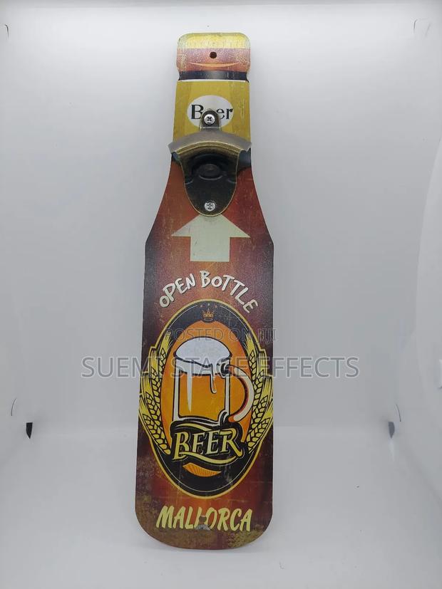 Wall-Mounted Wooden Beer Opener – Rustic Functional - thumbnail 3