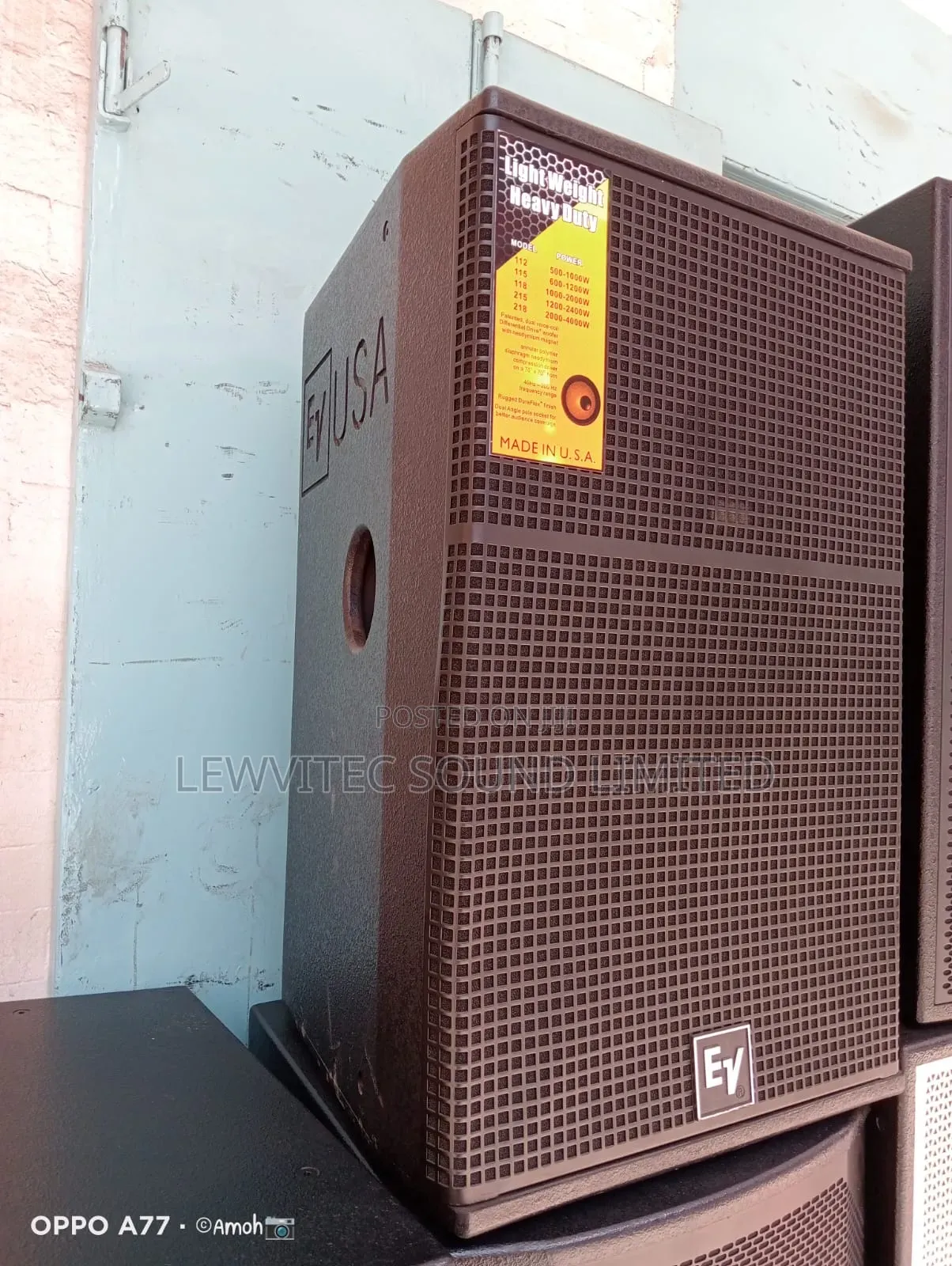 USA Mid Black Speaker