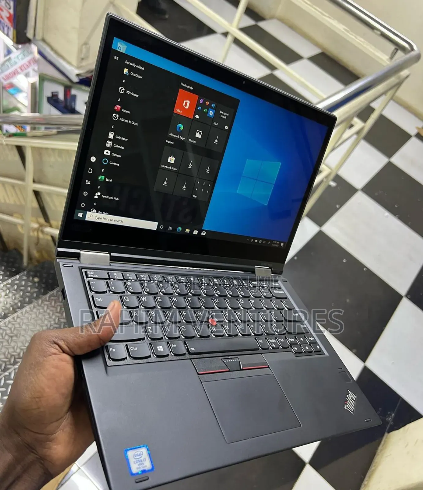 Laptop Lenovo ThinkPad X380 Yoga 16GB Intel Core i7 SSD 512GB