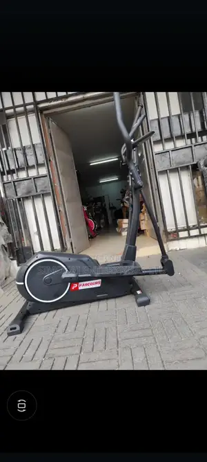 Home Use Cross Trainer With Disoy