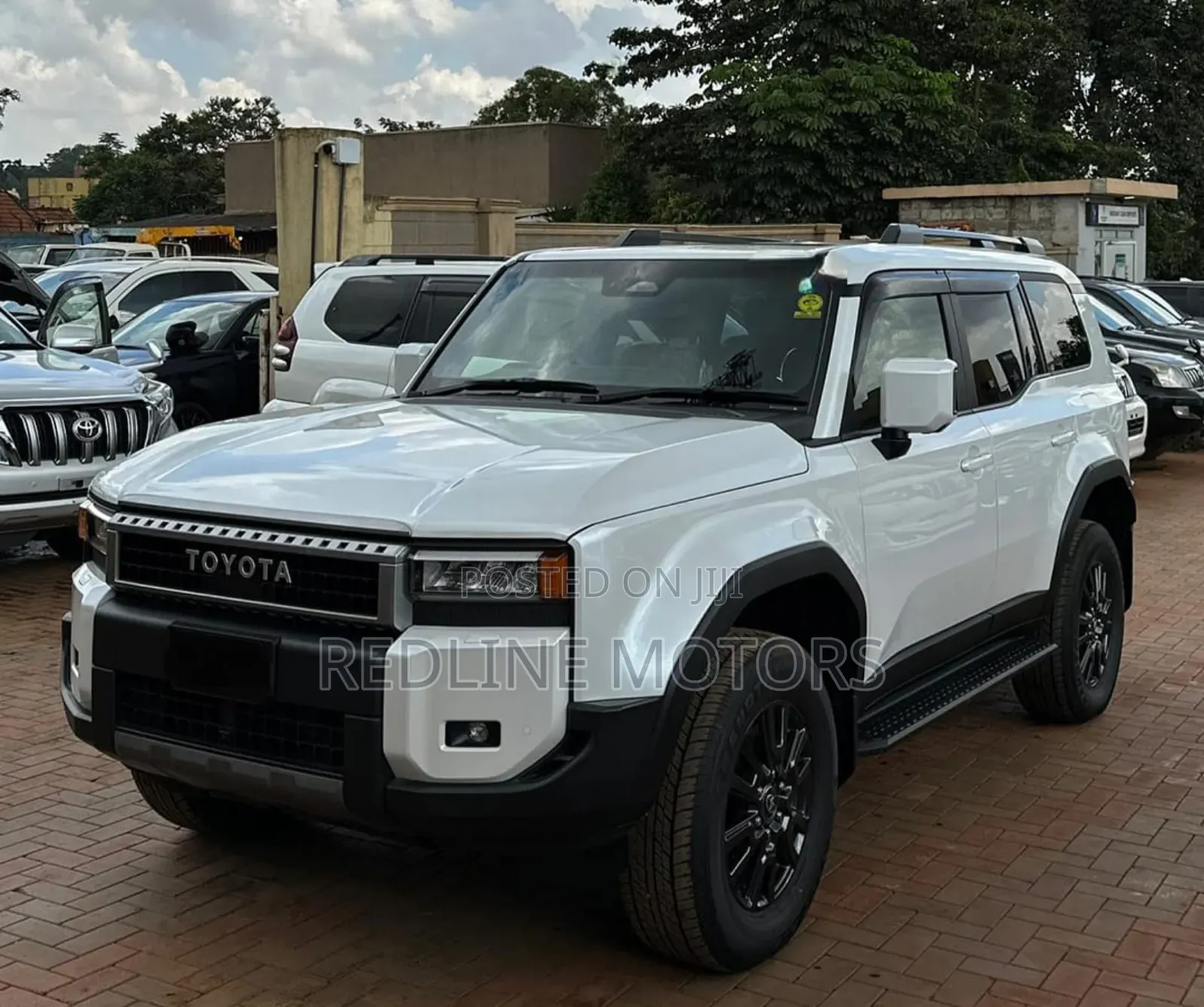 Toyota Land Cruiser Prado 2024 Pearl