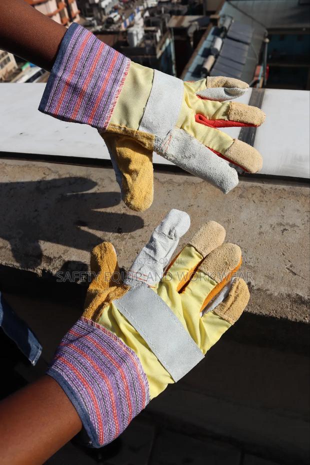 Short Protective Leather Gloves - main view