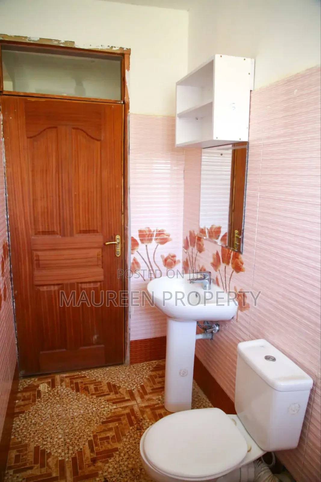 5bdrm Maisonette in Side Gateway for sale