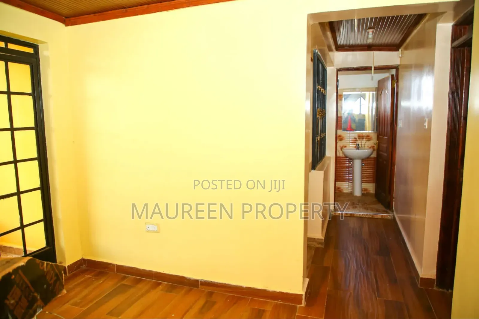5bdrm Maisonette in Side Gateway for sale