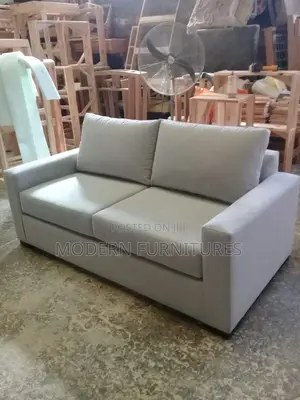Beautiful 2 Seater Sofa/Couch