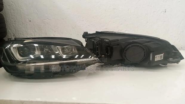 Volkswagen Golf Mk7 Xenon Headlights With One Ballast