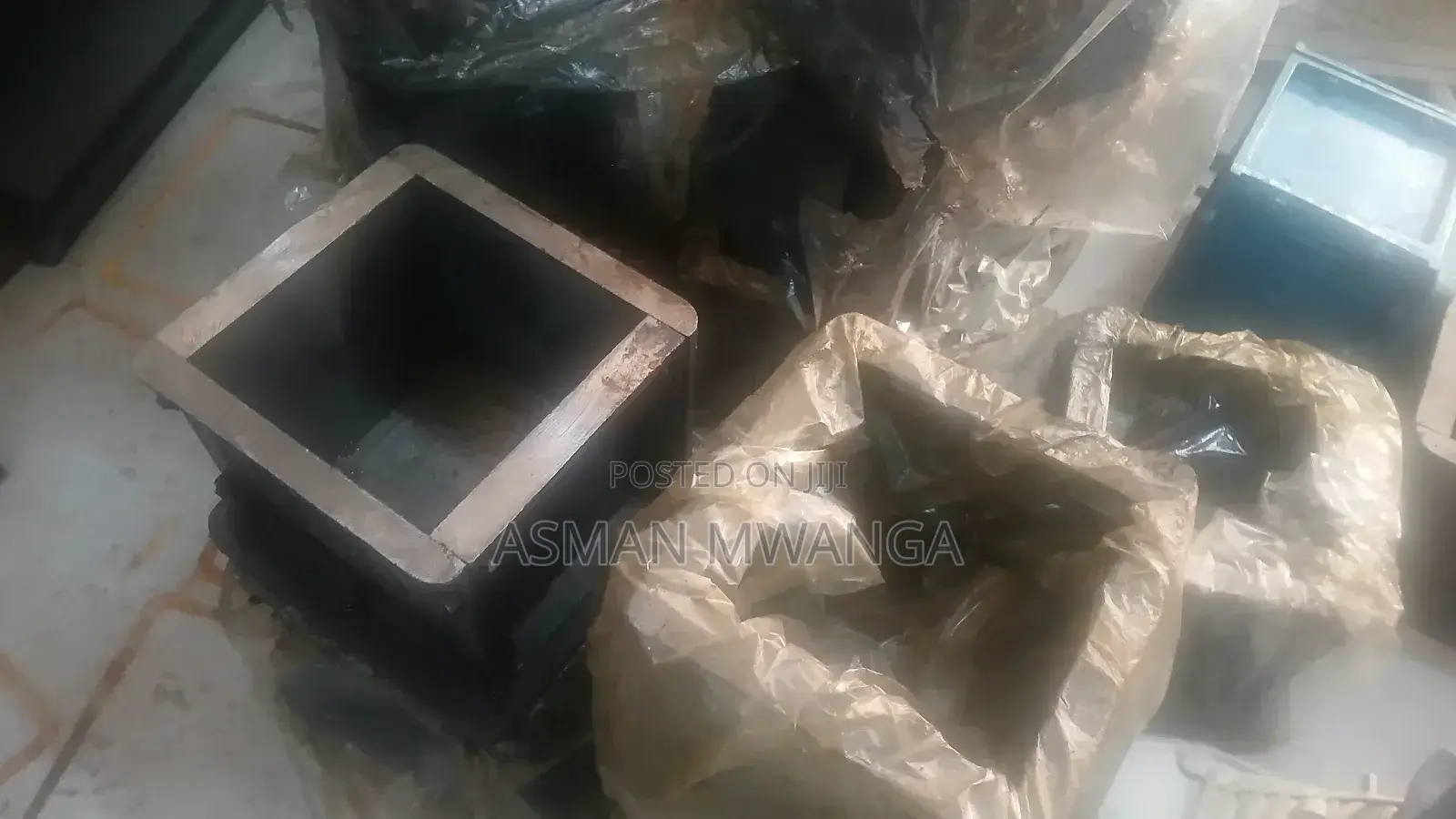 Steel Concrete Cube Mould