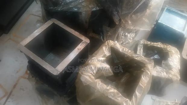 Steel Concrete Cube Mould
