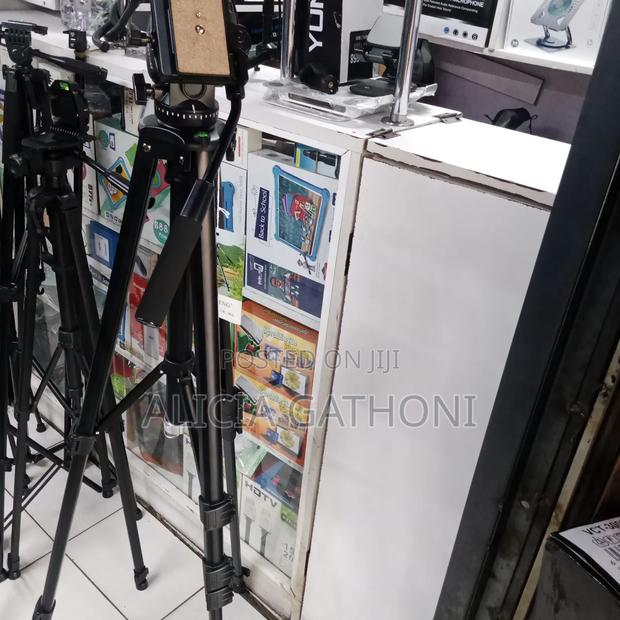 3M Camera/Phone Tripod Stand - thumbnail 2