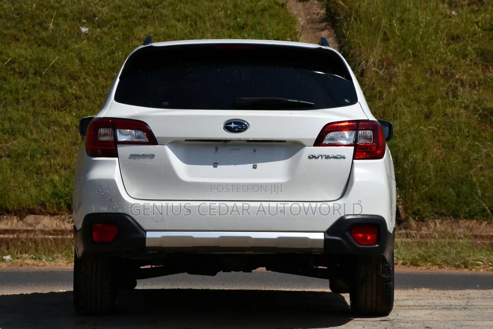 Subaru Outback 2.5i Premium AWD 2017 Pearl