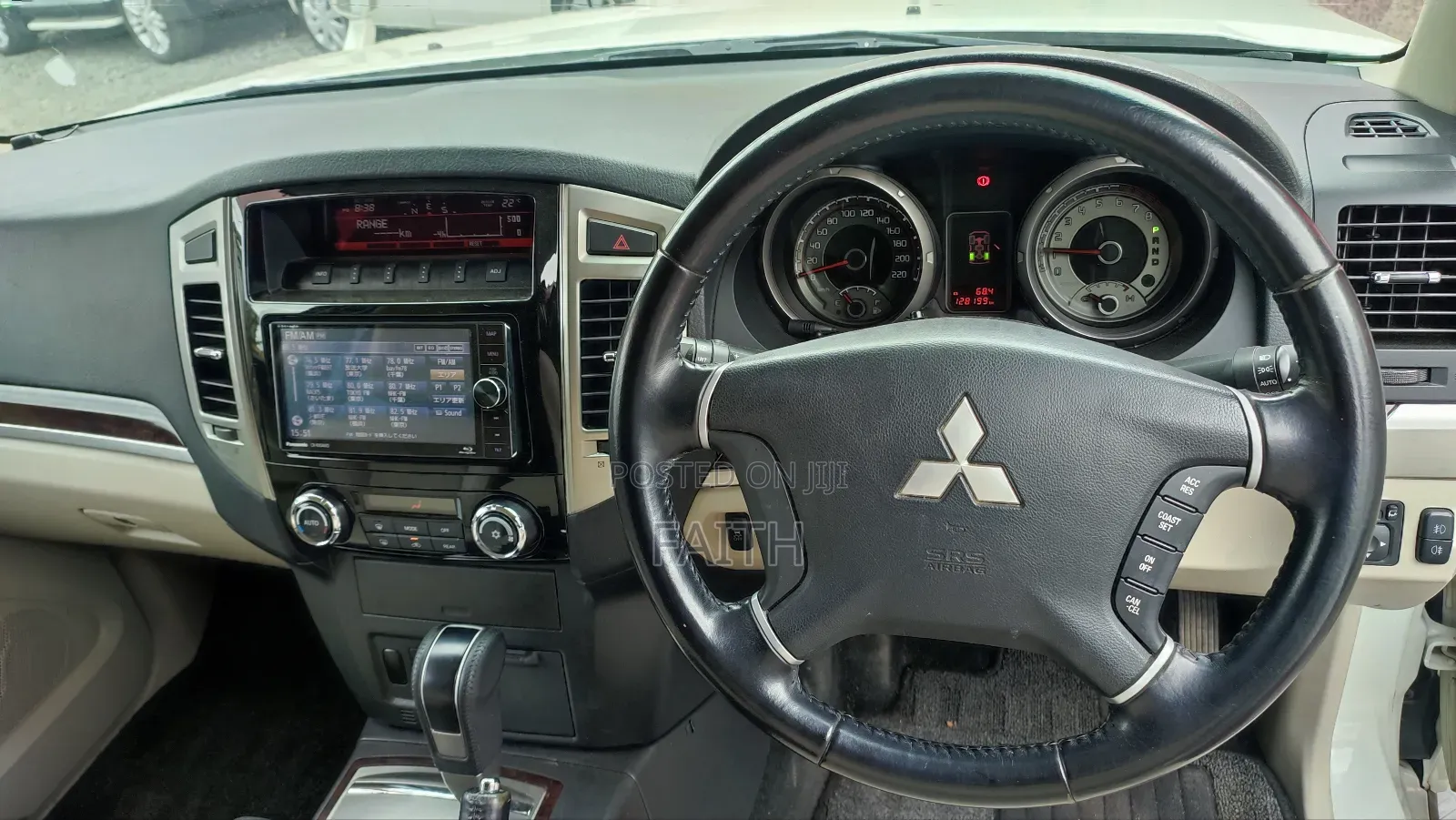 Mitsubishi Pajero V90 3.0 V6 GL 2018 Off white